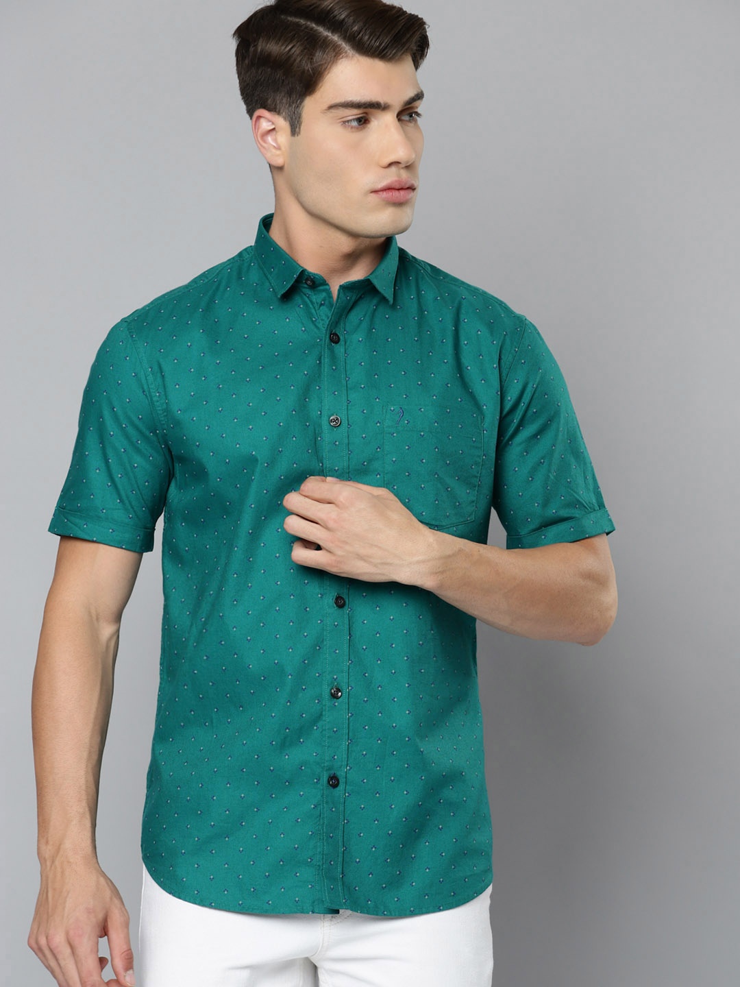 

Indian Terrain Men Teal Green Pure Cotton Slim Fit Printed Casual Shirt