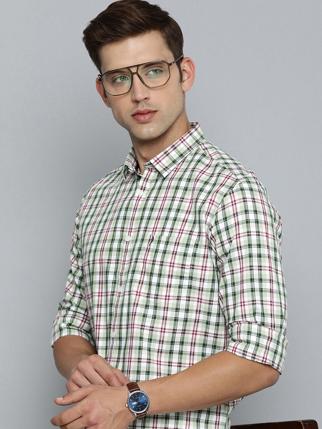 

Indian Terrain Men Pure Cotton Slim Fit Opaque Checked Semiformal Shirt, Green