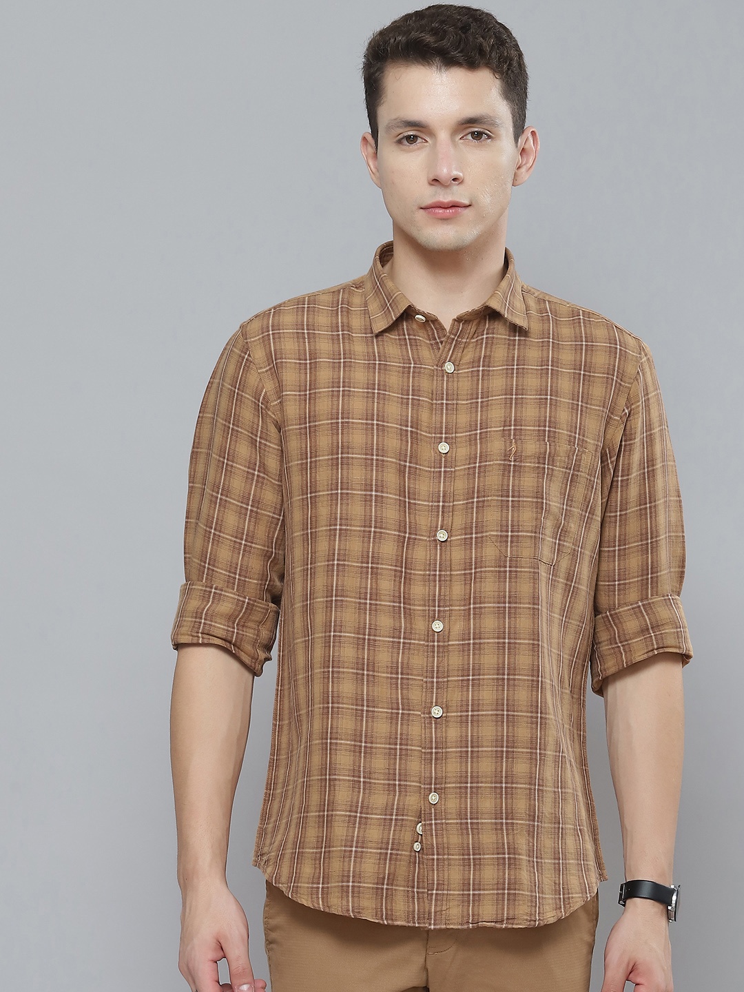 

Indian Terrain Men Brown Pure Cotton Slim Fit Checked Casual Shirt