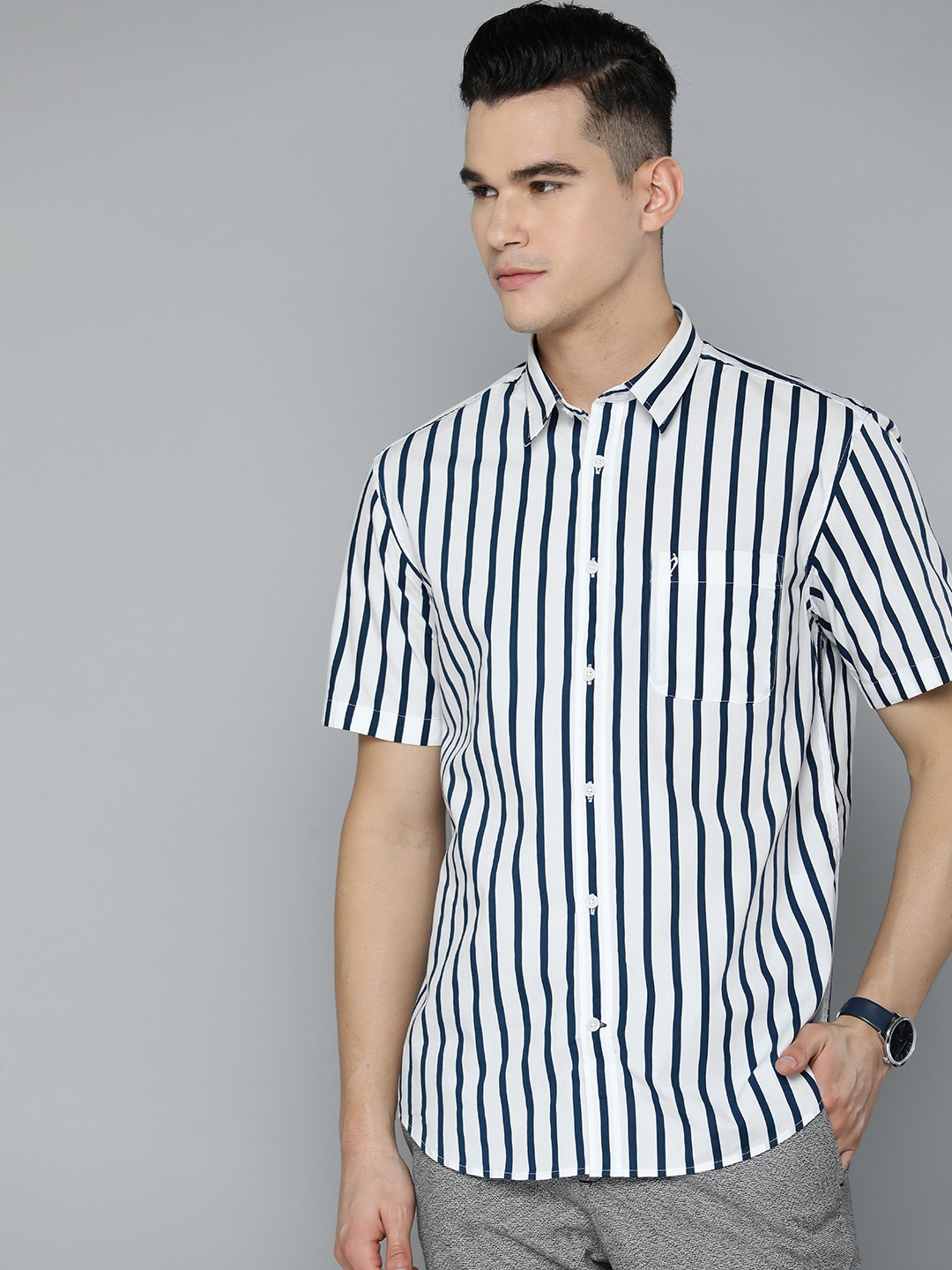 

Indian Terrain Pure Cotton Slim Fit Striped Casual Shirt, Navy blue