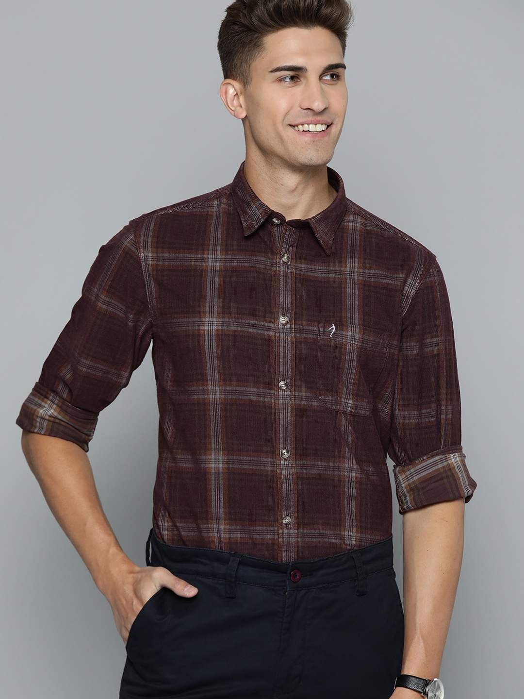 

Indian Terrain Men Burgundy & Green Pure Cotton Slim Fit Tartan Checked Casual Shirt