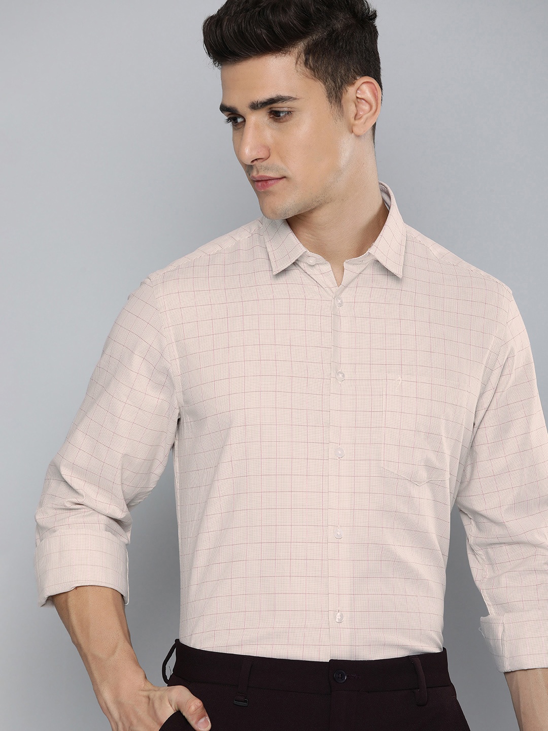 

Indian Terrain Slim Fit Self-Checked Pure Cotton Semiformal Shirt, Beige