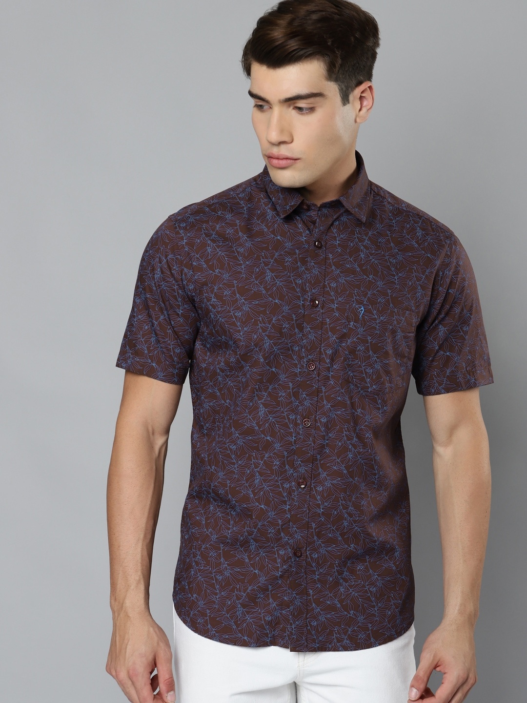 

Indian Terrain Men Brown & Blue Pure Cotton Slim Fit Floral Print Casual Shirt