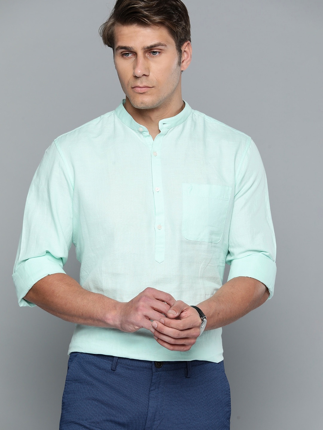 

Indian Terrain Men Green Solid Cotton Linen Slim Fit Casual Shirt