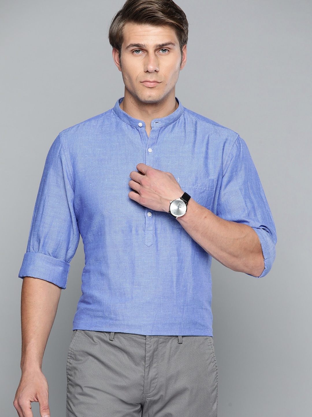 

Indian Terrain Men Blue Solid Cotton Linen Slim Fit Casual Shirt