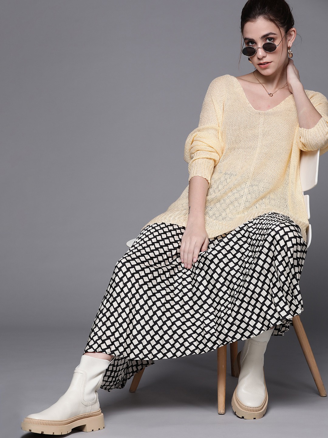 

JC Mode Women Yellow Open Knit High-Low Pullover