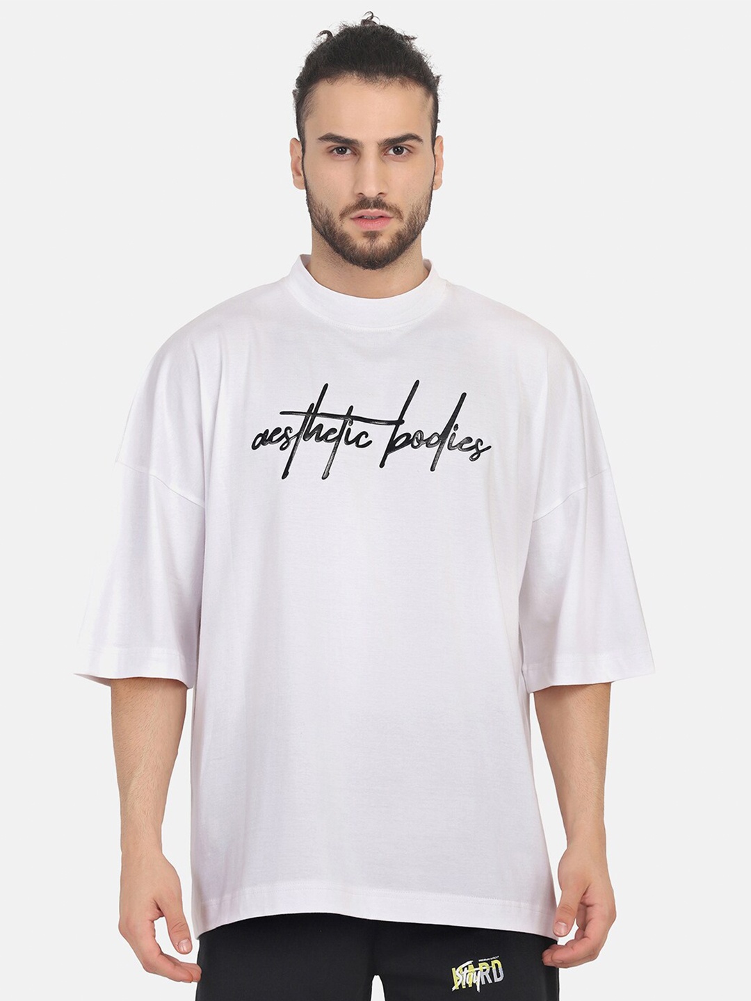 

Aesthetic Bodies Men White Printed Drop-Shoulder Sleeves Loose Cotton T-shirt