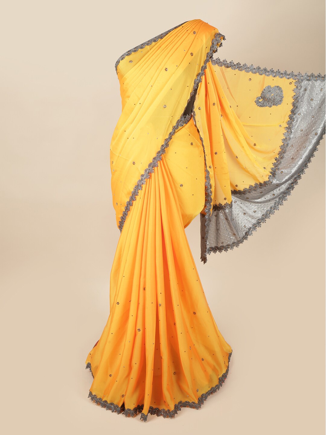 

Pothys Yellow & Grey Ethnic Motifs Pure Georgette Saree