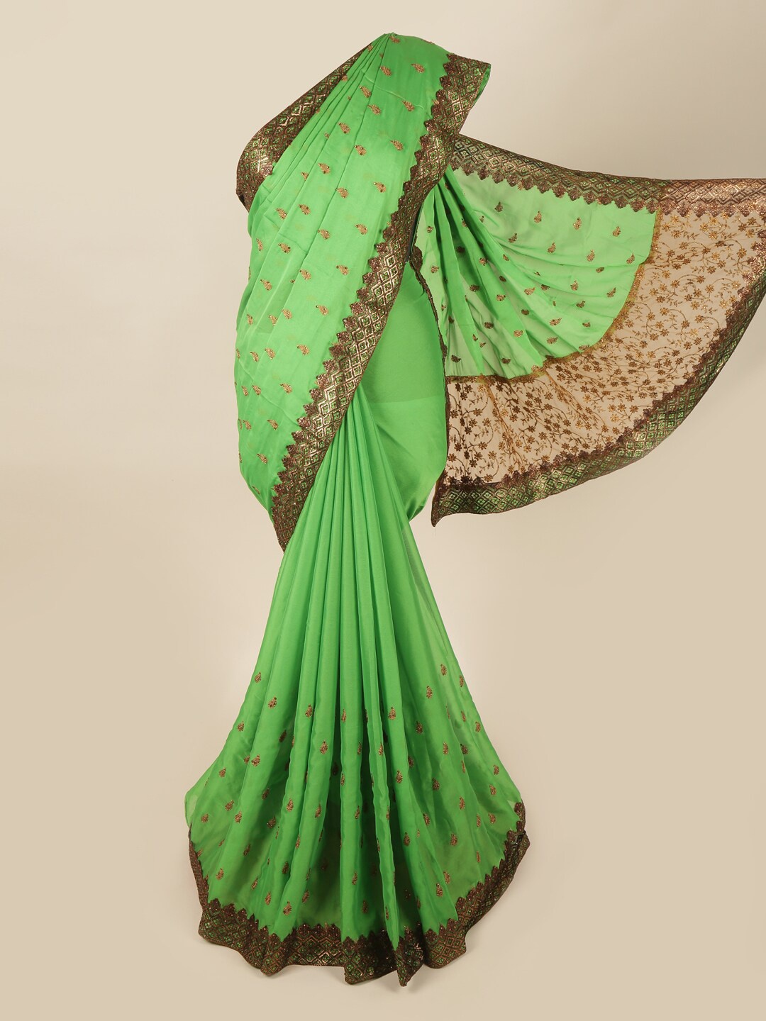 

Pothys Green & Gold-Toned Ethnic Motifs Beads and Stones Pure Georgette Saree