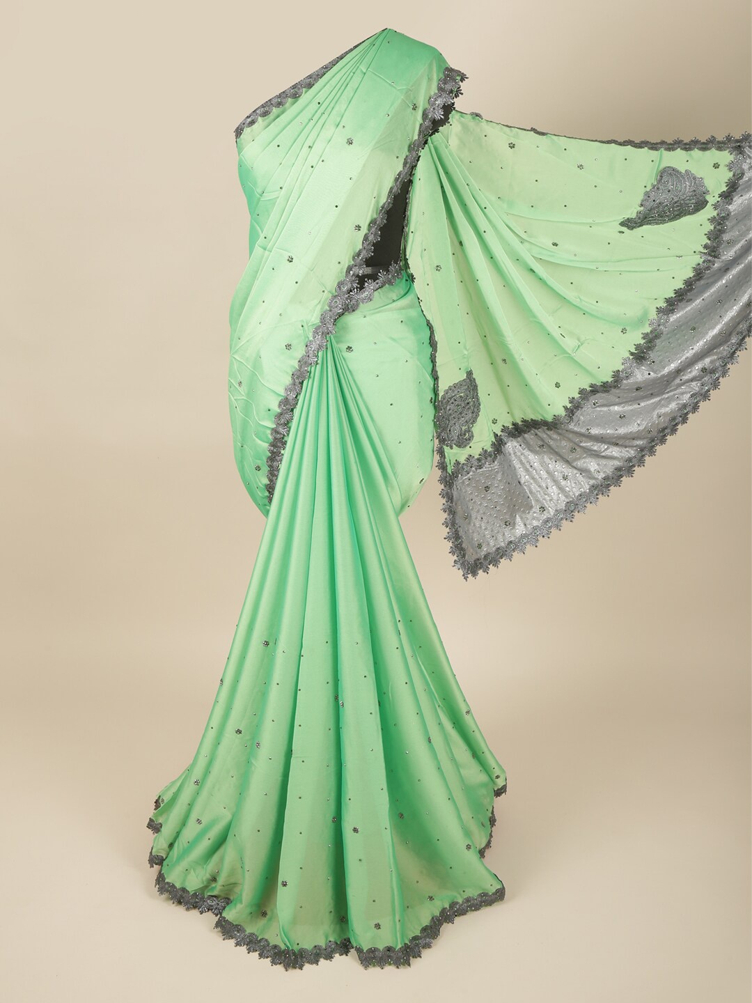 

Pothys Green & Grey Floral Embroidered Pure Georgette Saree