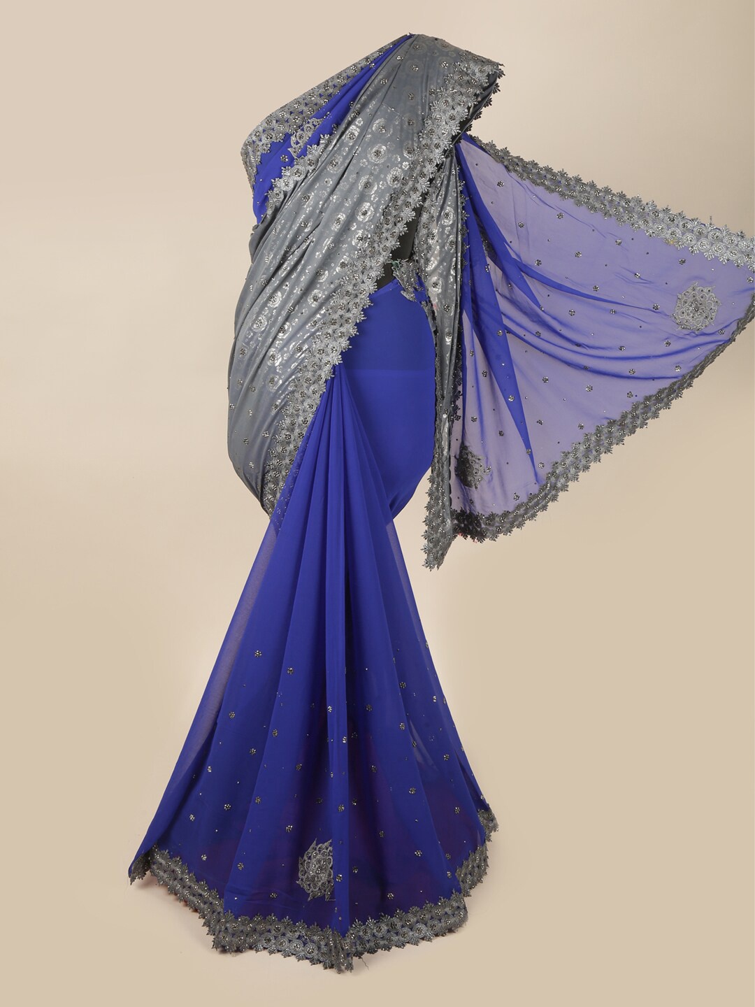 

Pothys Blue & Grey Ethnic Motifs Beads and Stones Pure Georgette Saree