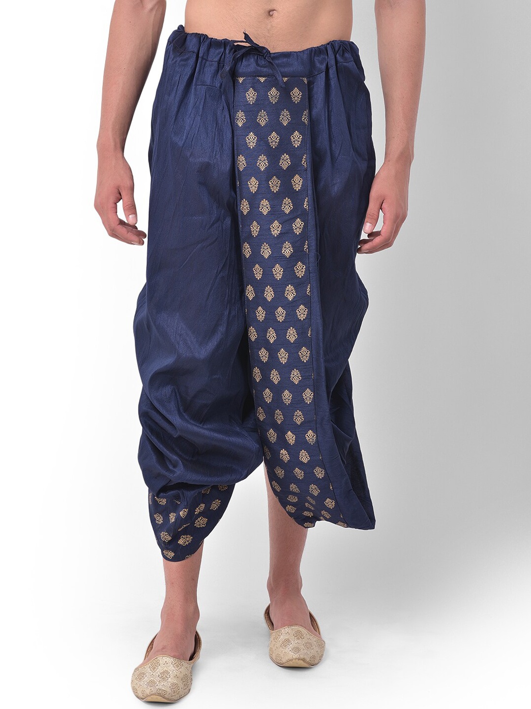 

DEYANN Men Navy Blue & Gold-Coloured Printed Dhoti Pant