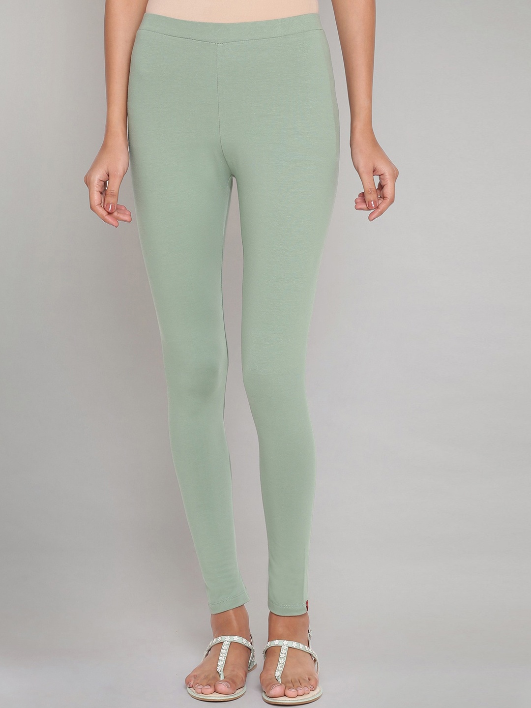 

W Women Green Solid Cotton Ankle Length Leggings