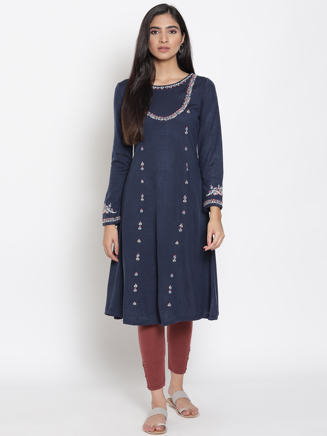 

W Women Blue Embroidered Thread Work Kurta