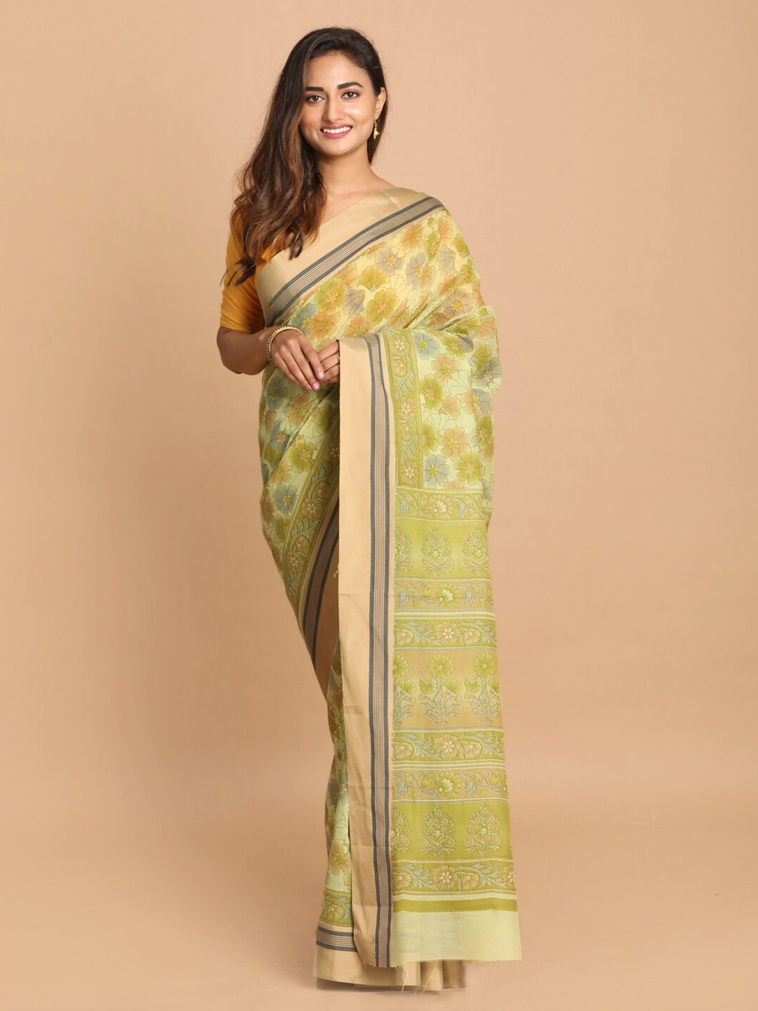

Saranee Lime Green & Beige Floral Printed Saree