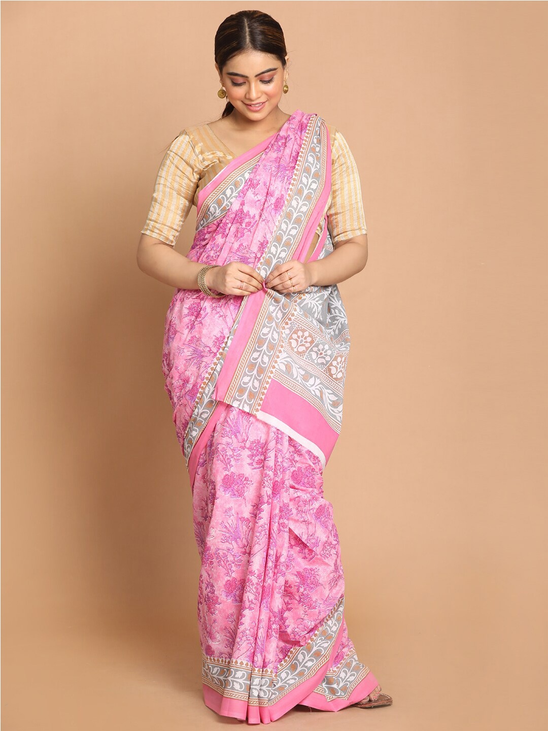 

Saranee Pink & Grey Floral Printed Pure Cotton Saree