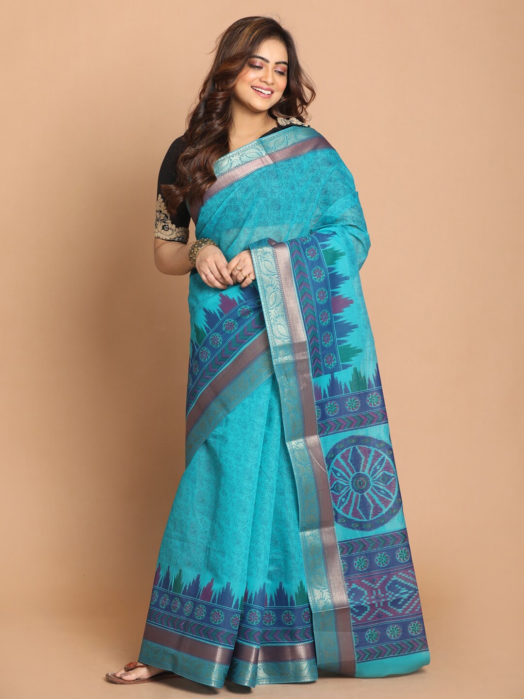 

Saranee Blue & Silver-Toned Floral Printed Zari Border Saree