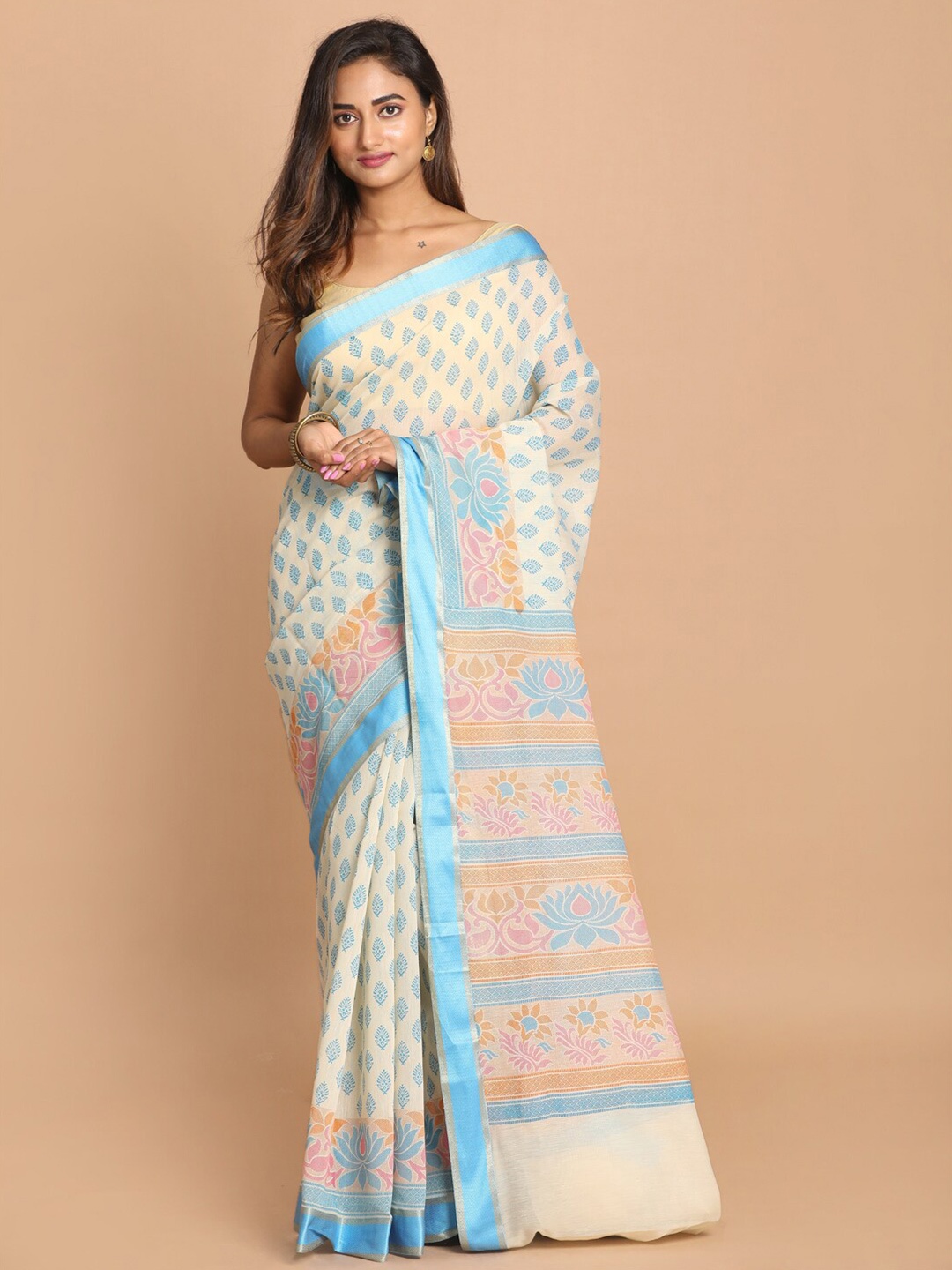 

Saranee Blue & Cream-Coloured Ethnic Motifs Saree
