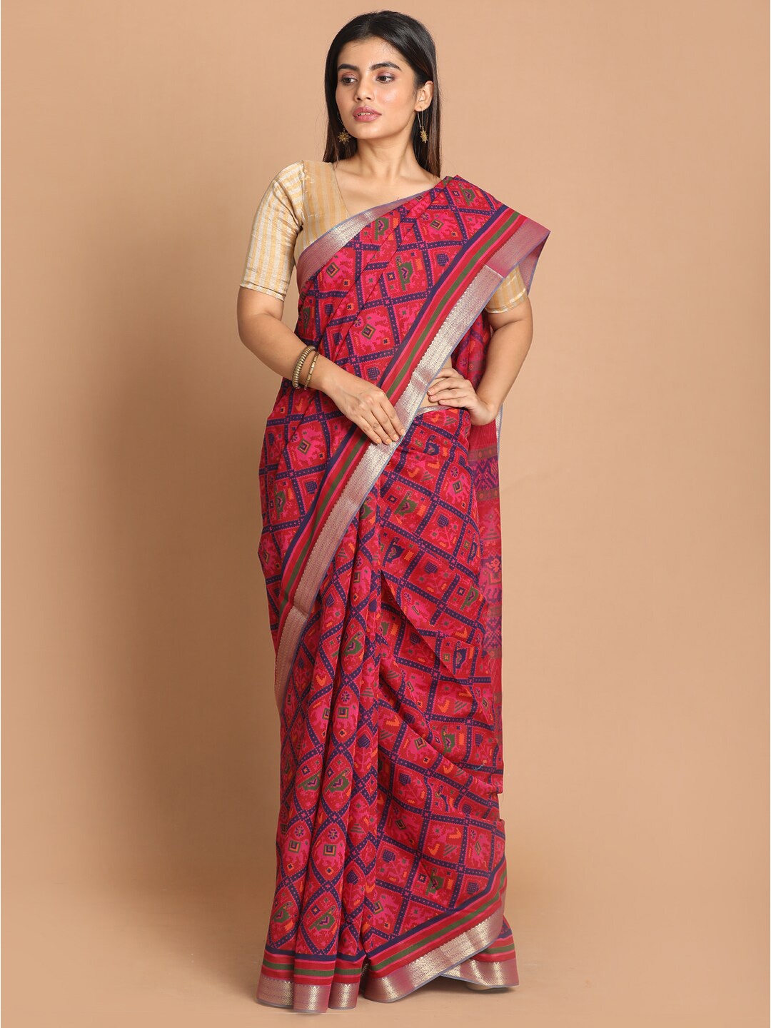 

Saranee Magenta & Blue Bandhani Printed Zari Saree