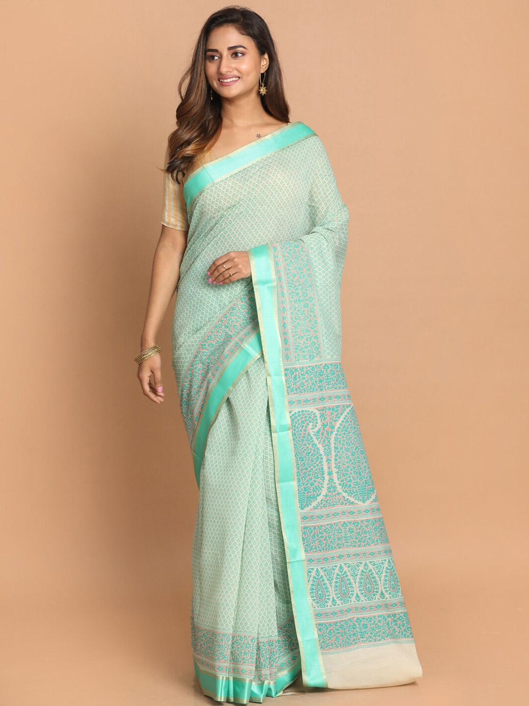 

Saranee Green & Cream-Coloured Ethnic Motifs Saree