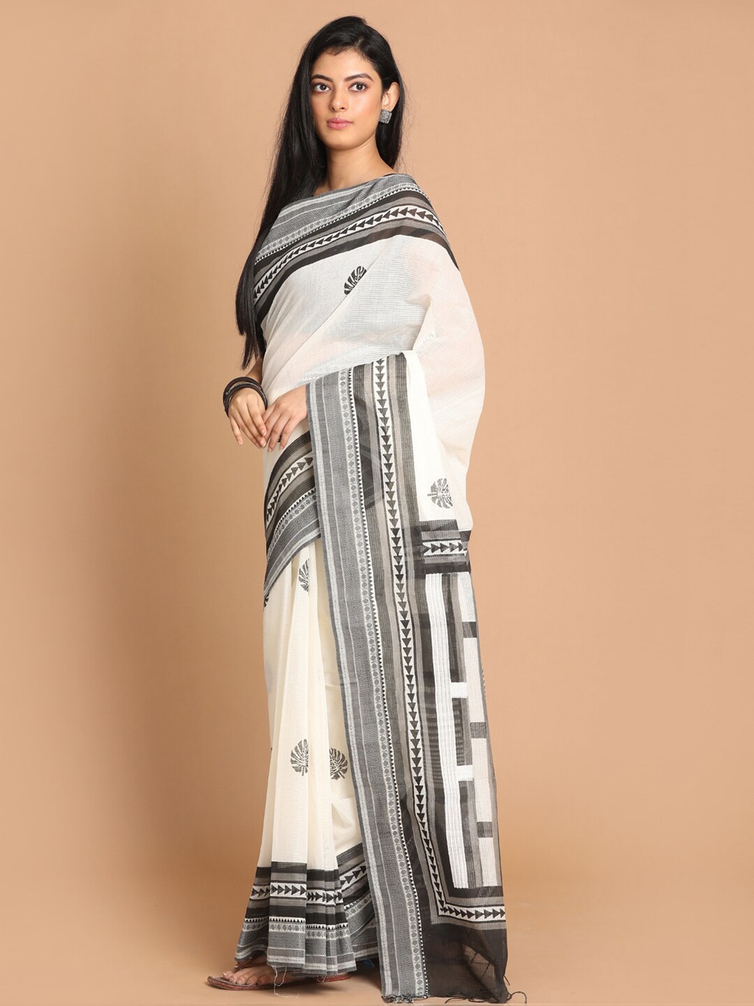 

Indethnic Black & White Ethnic Motifs Pure Cotton Saree