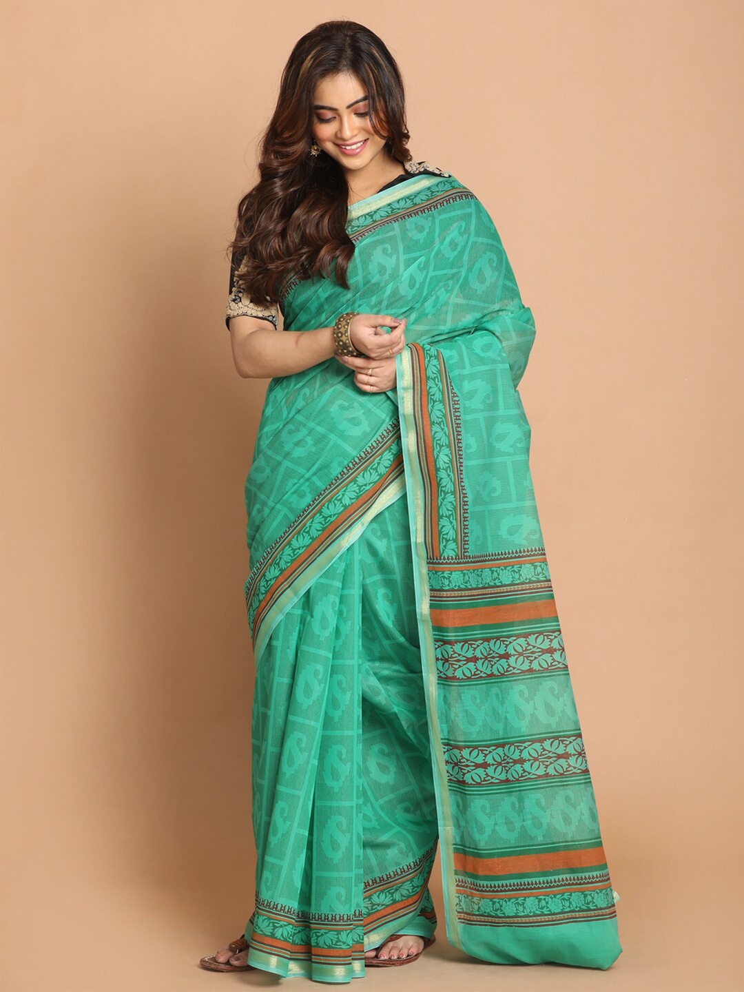 

Saranee Green & Brown Paisley Zari Saree