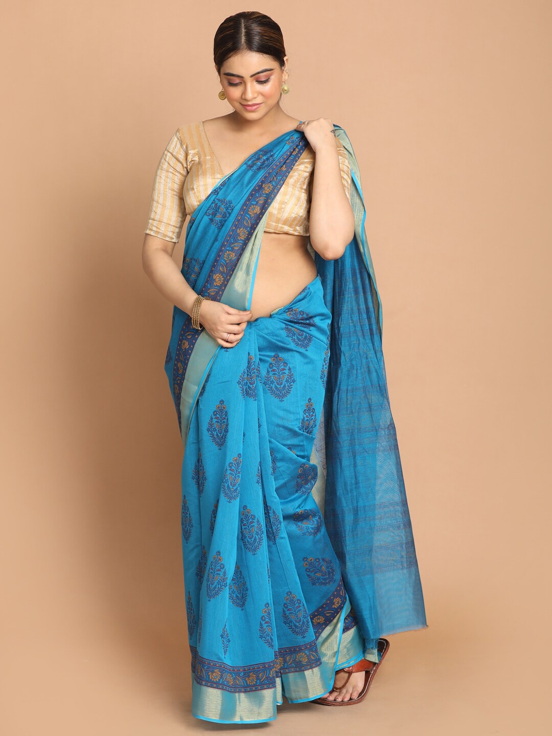 

Saranee Blue & Silver-Toned Floral Printed Zari Border Saree