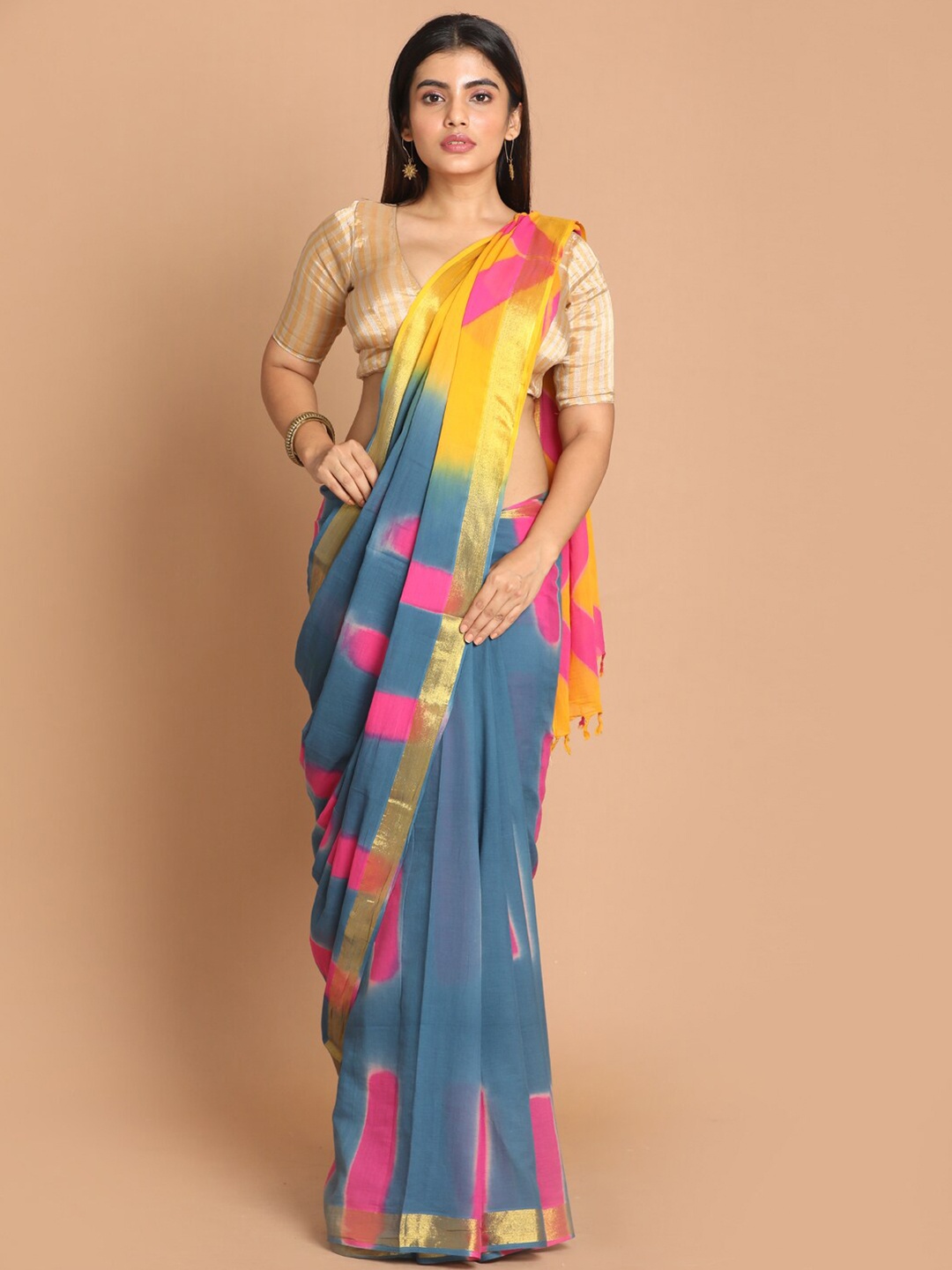 

Indethnic Blue & Pink Tie and Dye Zari Pure Cotton Saree
