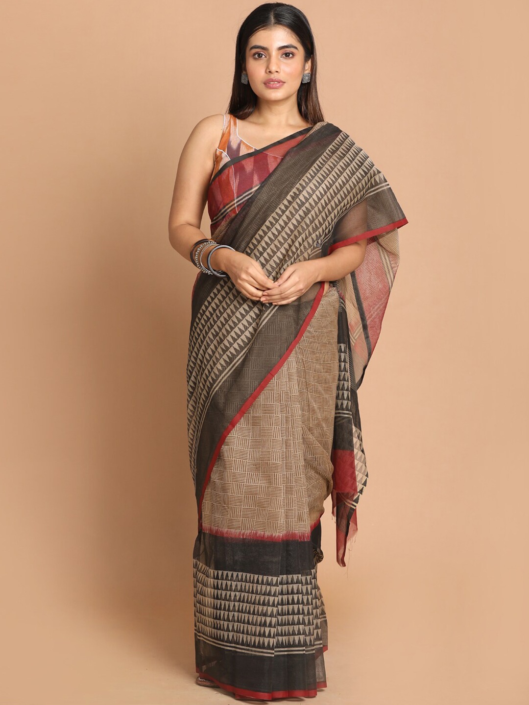 

Indethnic Black & Maroon Striped Supernet Saree