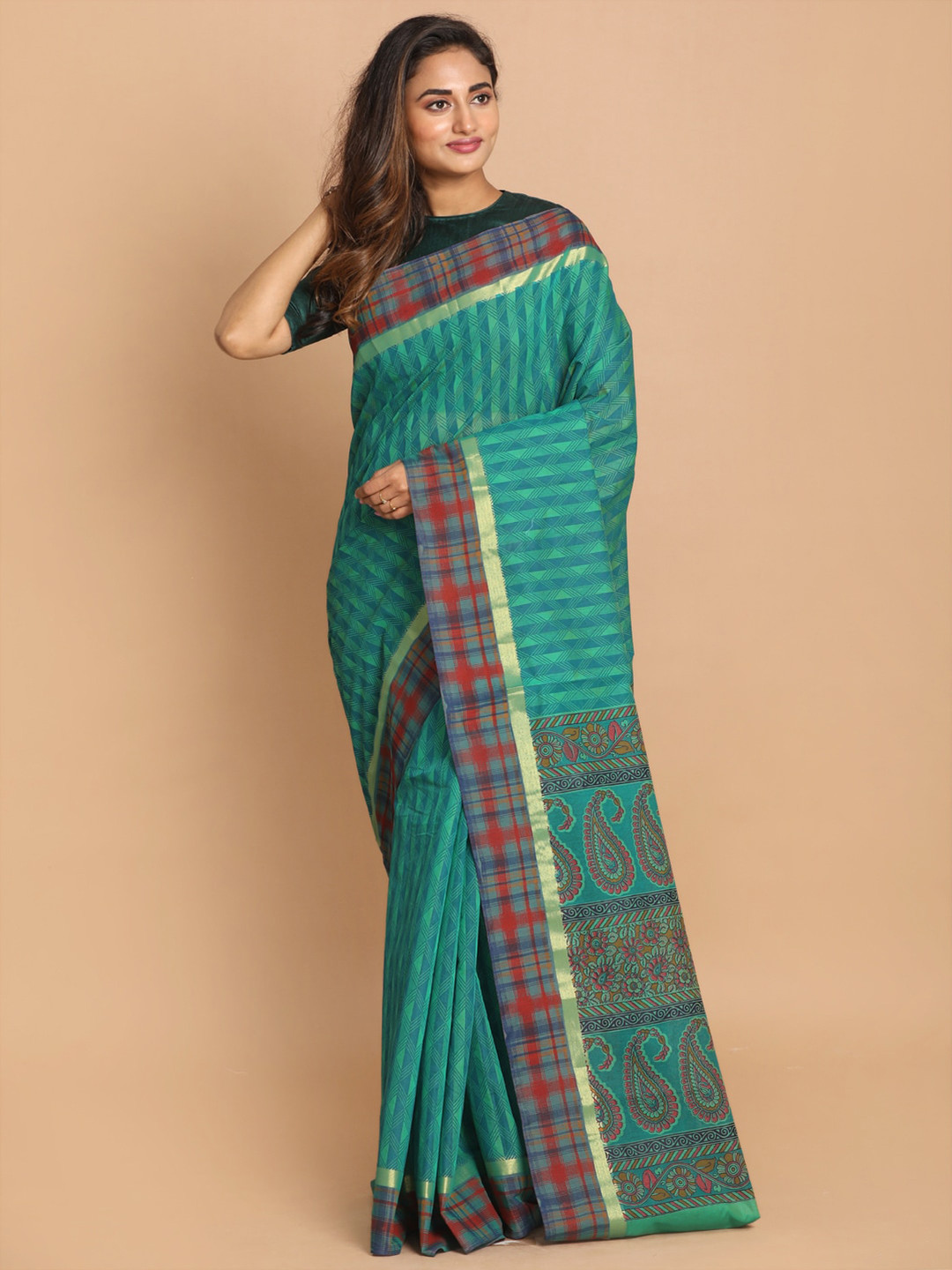 

Saranee Green & Red Geometric Printed Zari Saree