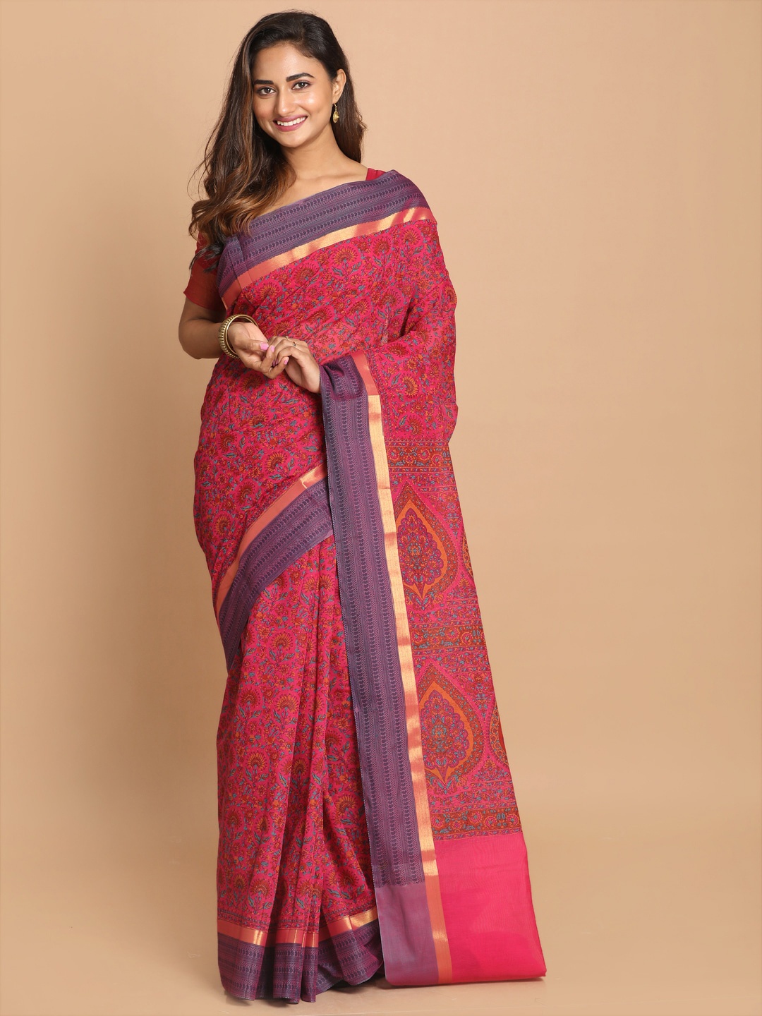 

Saranee Magenta & Gold-Toned Floral Printed Zari Border Saree