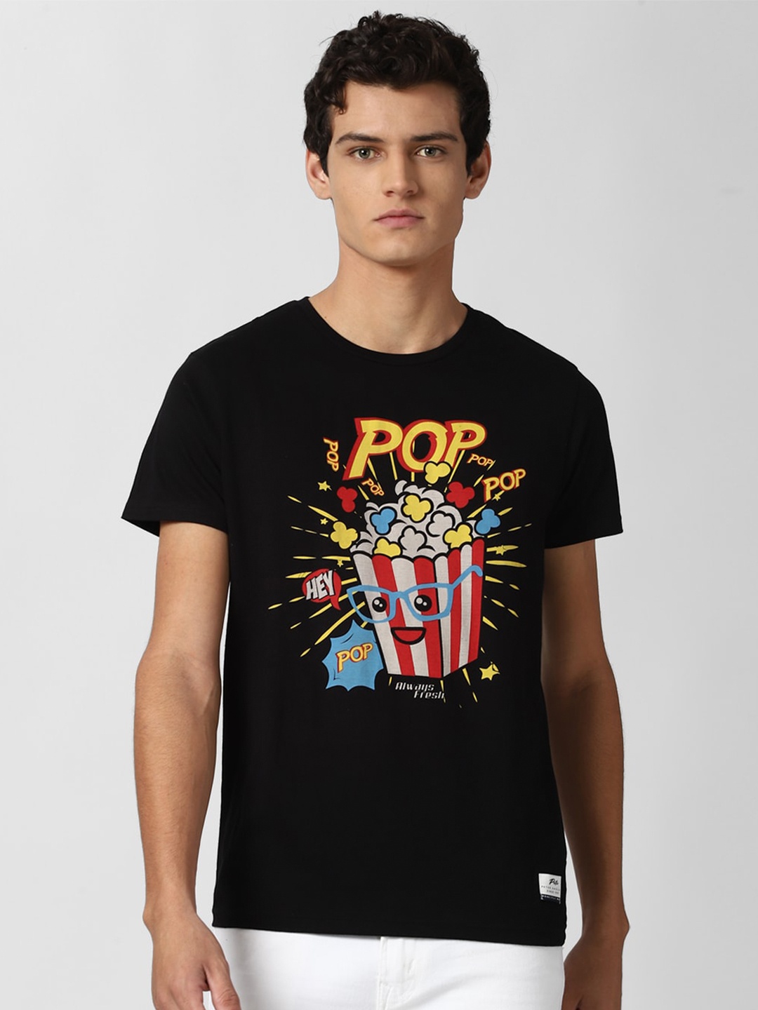 

Peter England Casuals Men Black Printed Cotton Slim Fit T-shirt