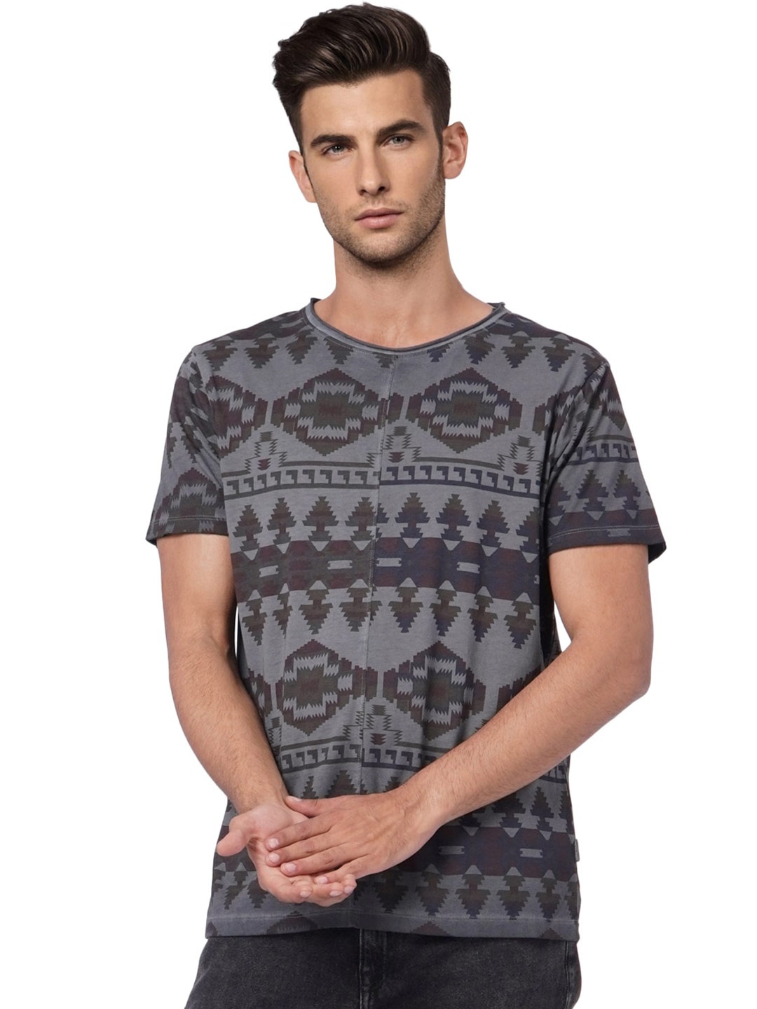 

Jack & Jones Men Grey Printed V-Neck Pockets T-shirt