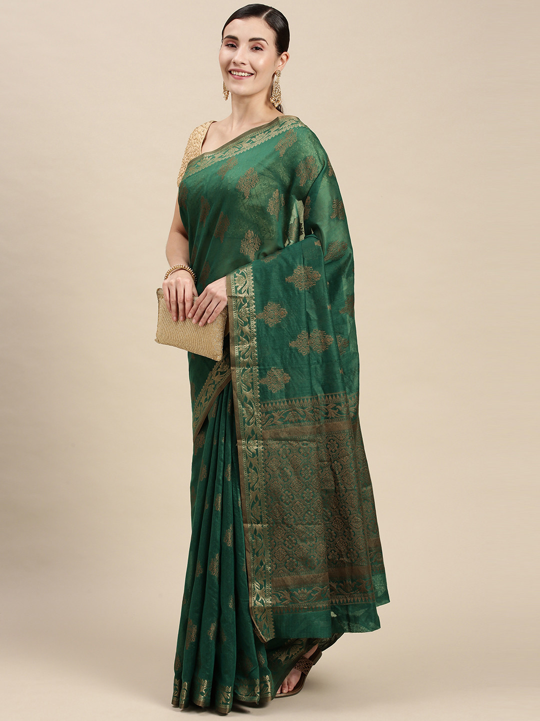 

Mitera Green & Gold-Toned Cotton Silk Saree With Running Blouse Piece