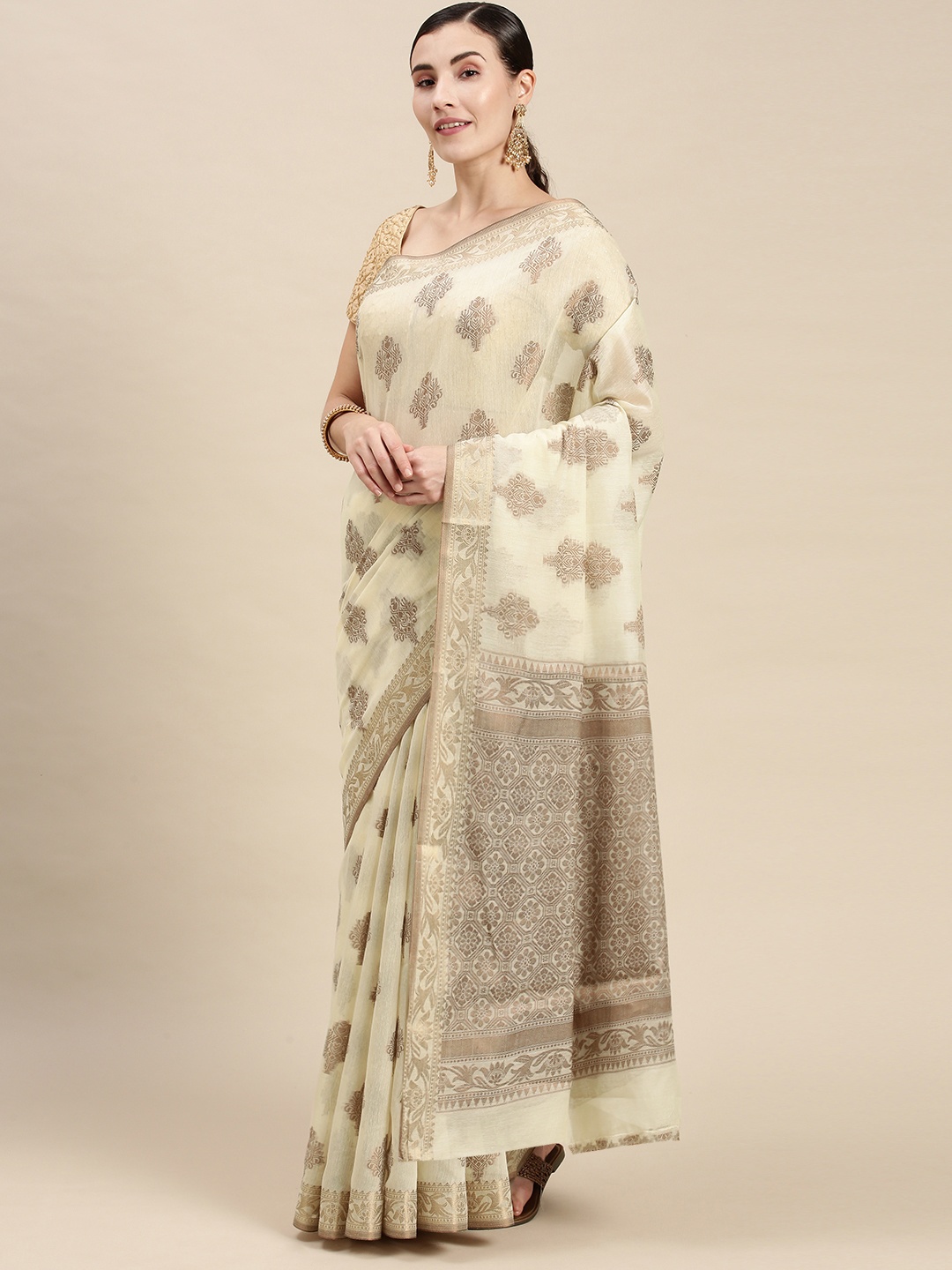 

Mitera White & Brown Cotton Silk Saree With Running Blouse Piece