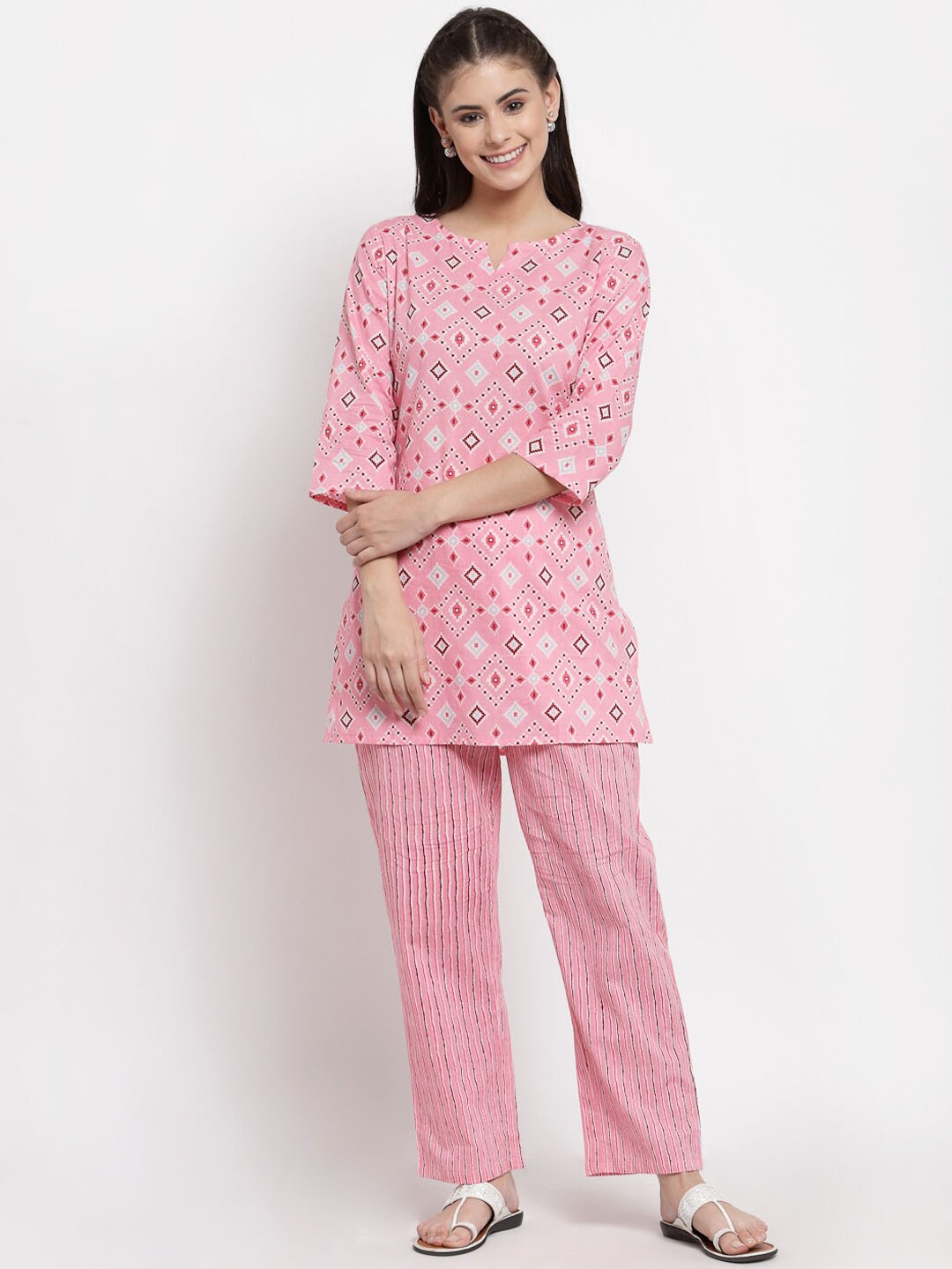 

Yuris Women Pink Ethnic Motifs