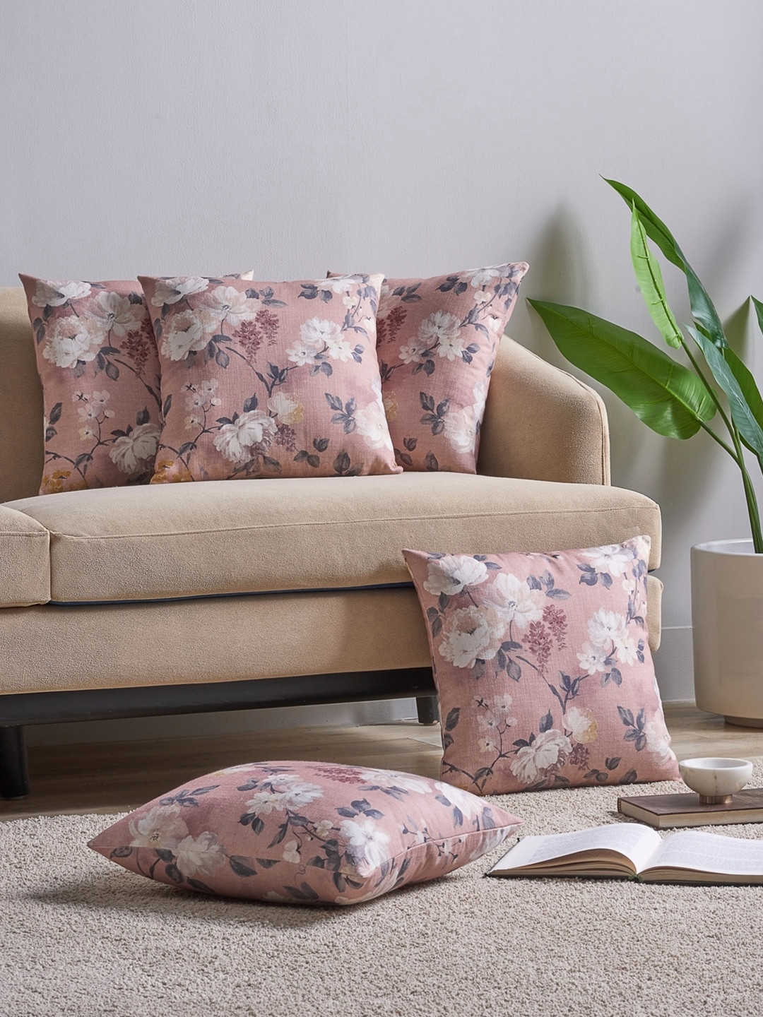 

DDecor Pink & White Set of 5 Floral Square Cushion Covers