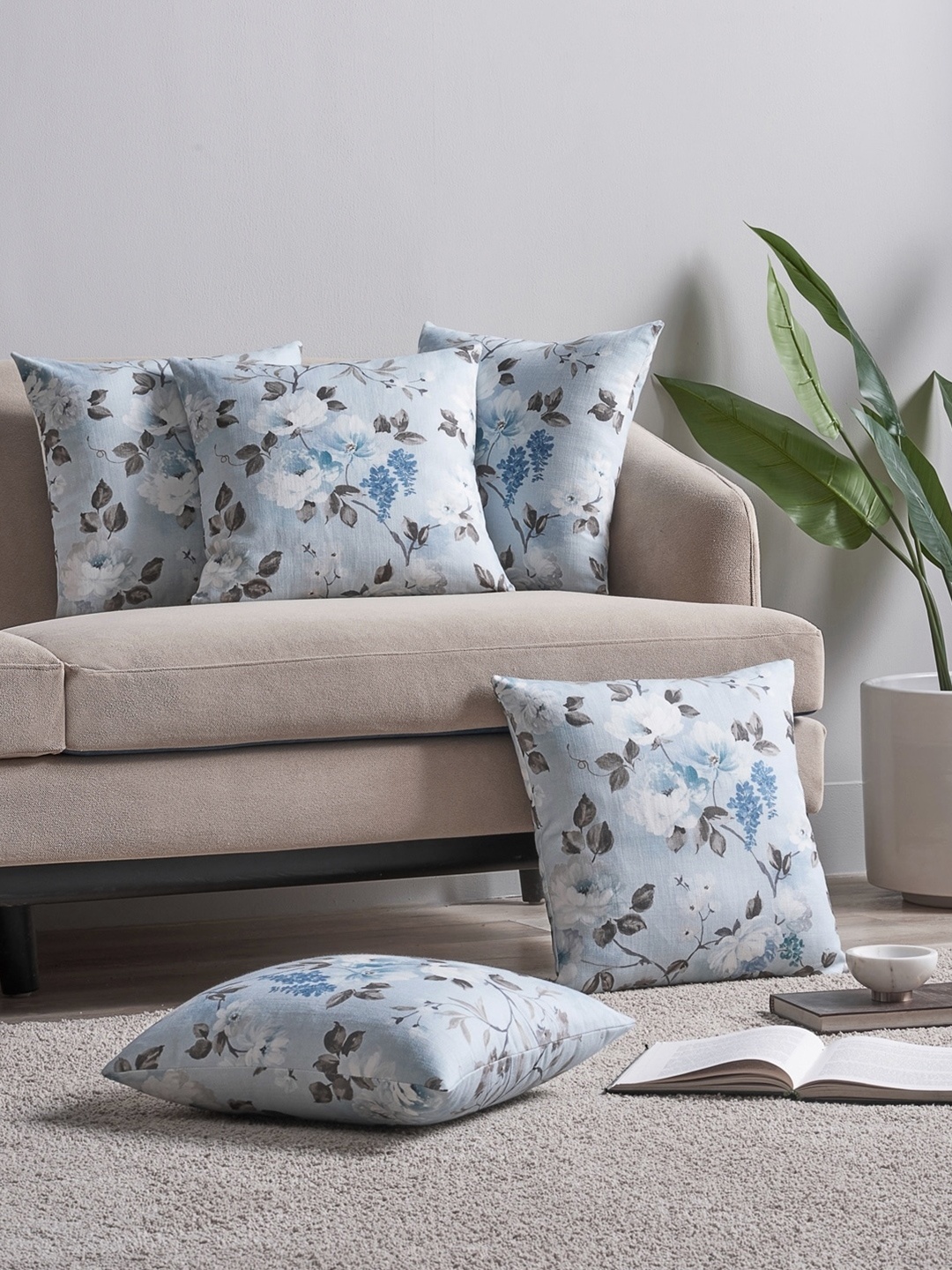 

DDecor Blue & White Set of 5 Floral Square Cushion Covers