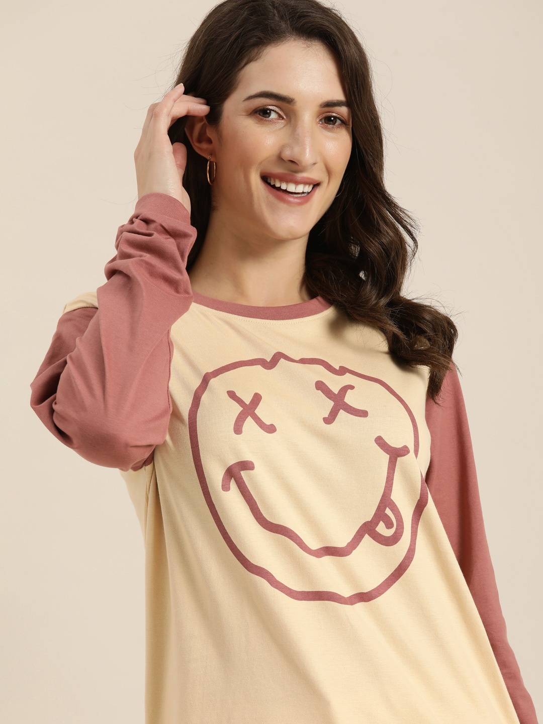 

Difference of Opinion Women Beige Printed Loose T-shirt