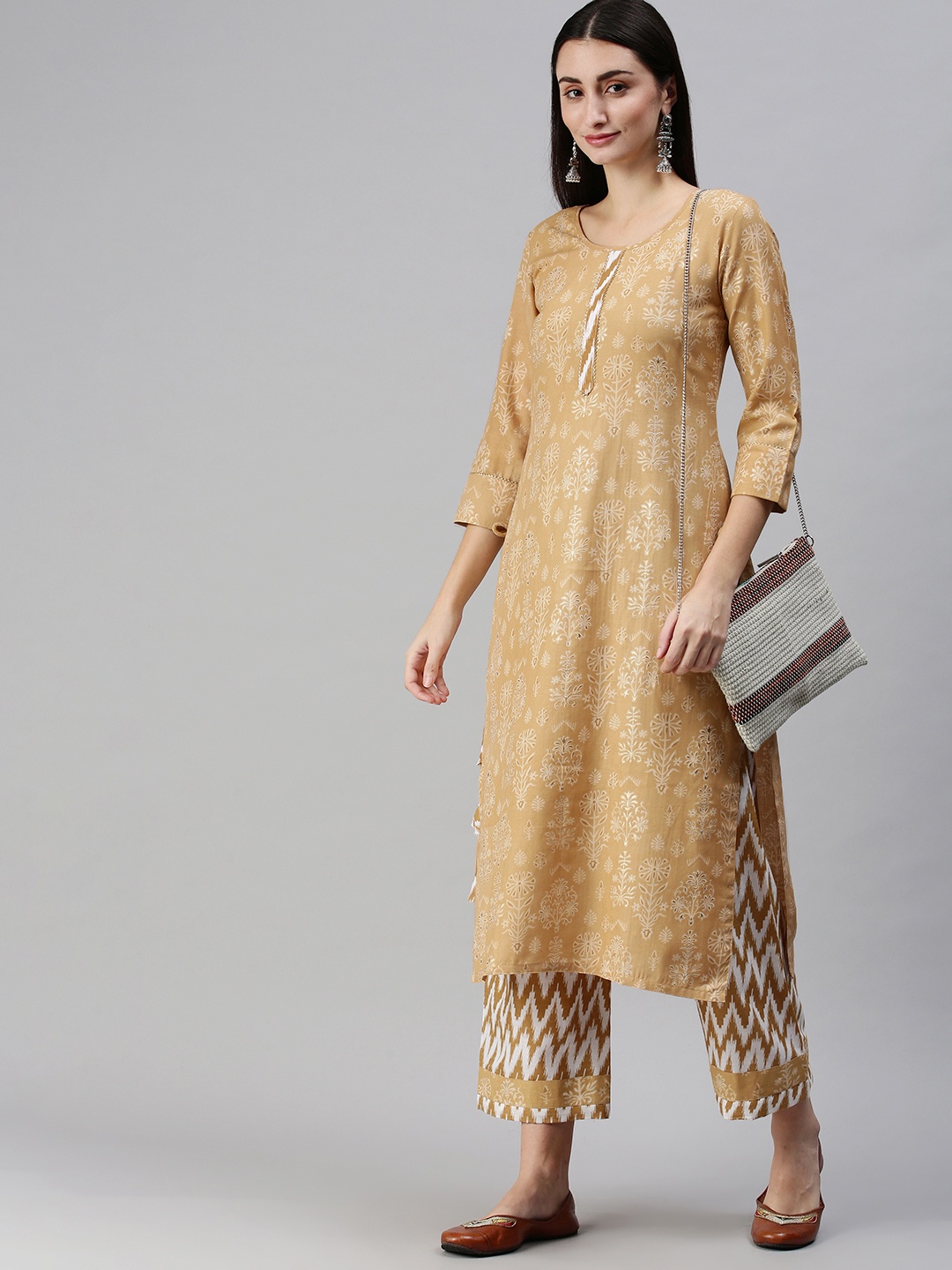 

SheWill Women Mustard Yellow Ethnic Motifs Printed Regular Gotta Patti Kurta with Trousers