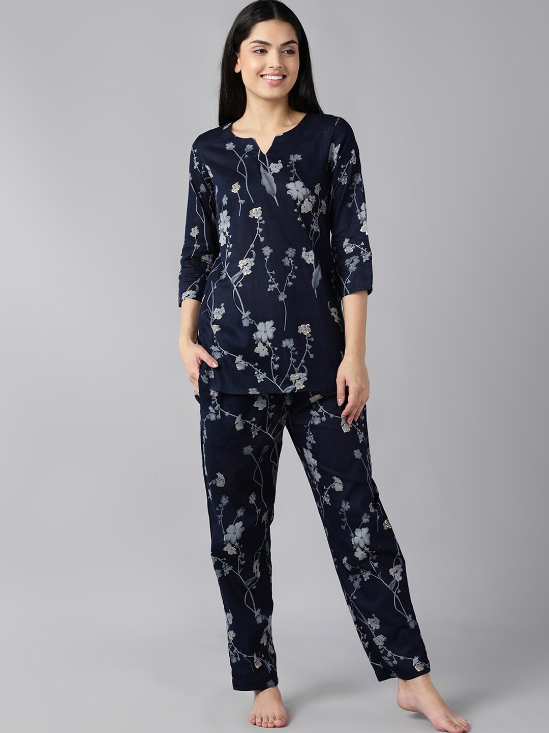 

AHIKA Women Navy Blue Printed Night suit
