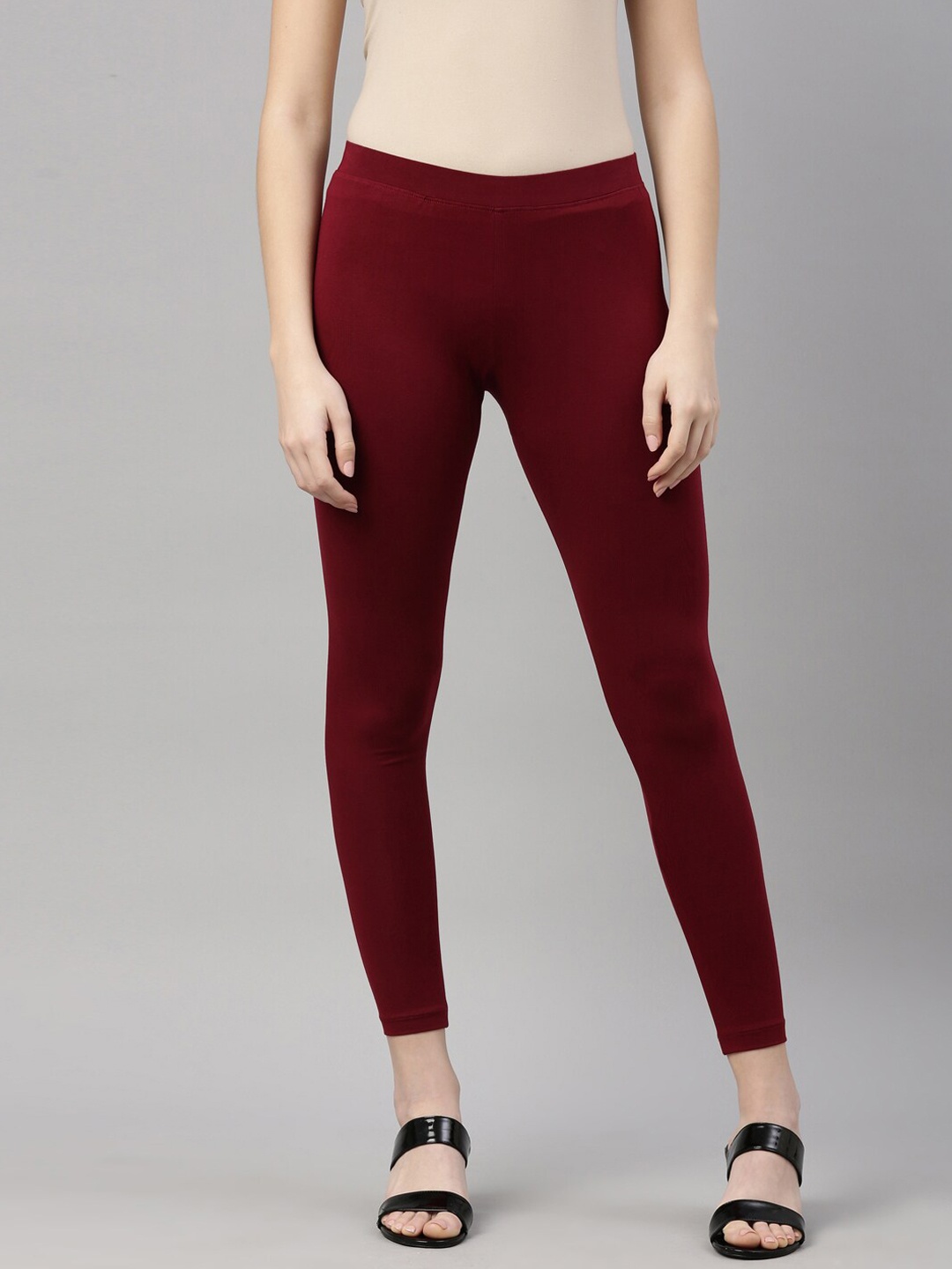 

Kryptic Women Maroon Solid Ankle-Length Leggings