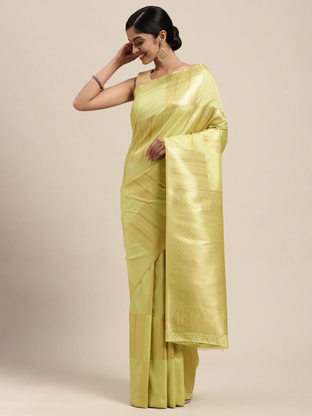 

Mitera Lime Green & Gold-Toned Woven Design Zari Silk Blend Handloom Banarasi Saree