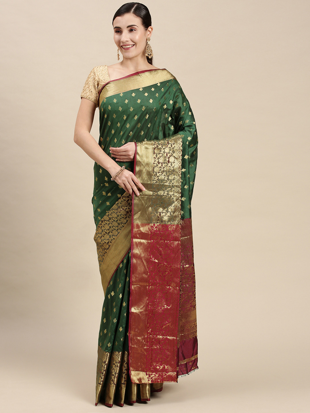 

Mitera Green & Gold-Toned Woven Design Banarasi Saree