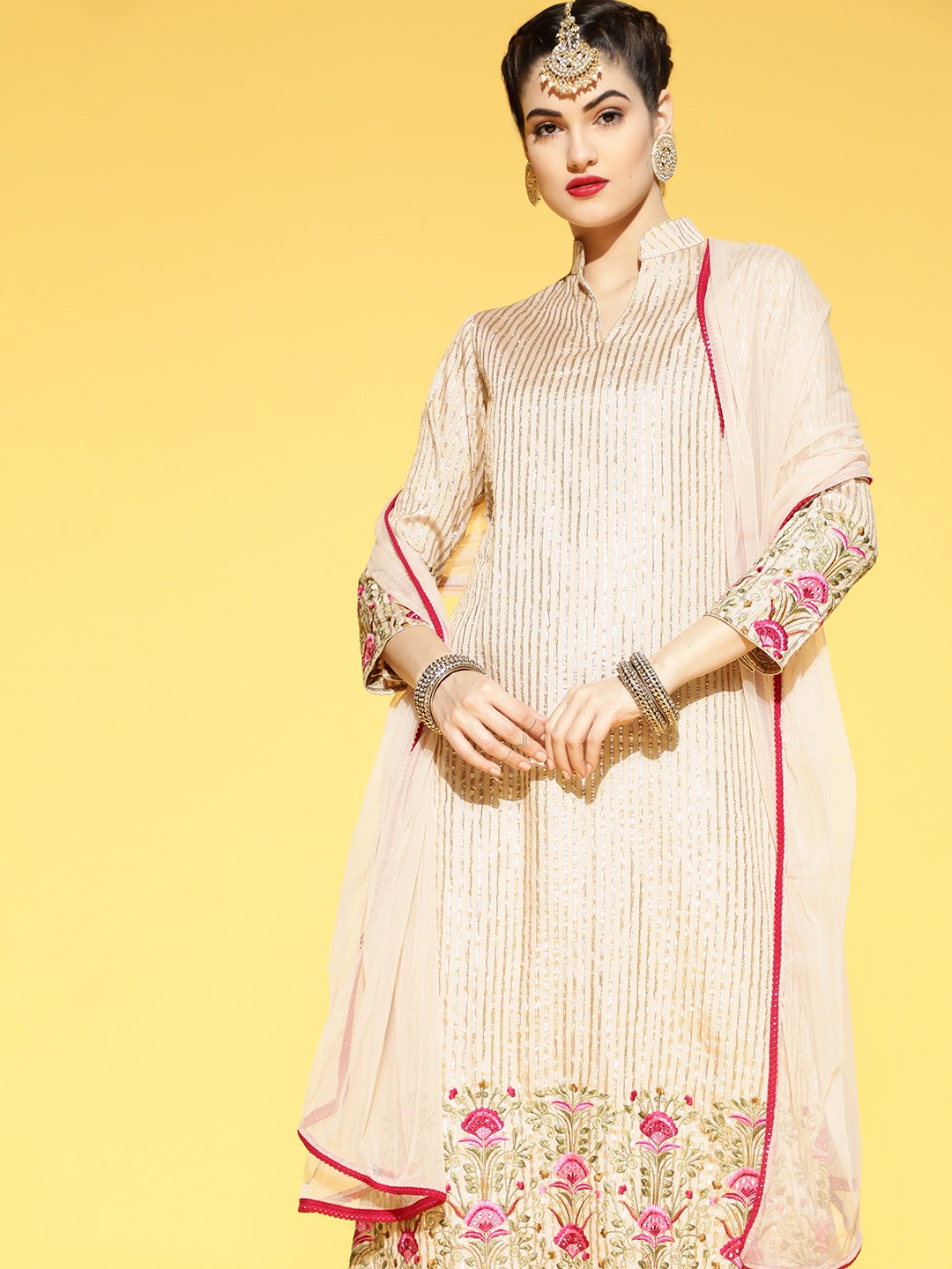

Inddus Women Cream-Coloured Embroidered Regular Kurta with Trousers & Dupatta