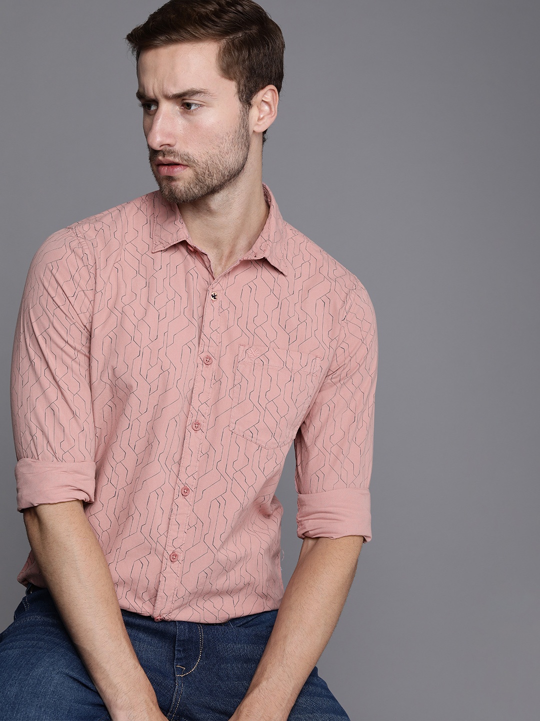 

WROGN Men Pink Slim Fit Printed Casual Shirt