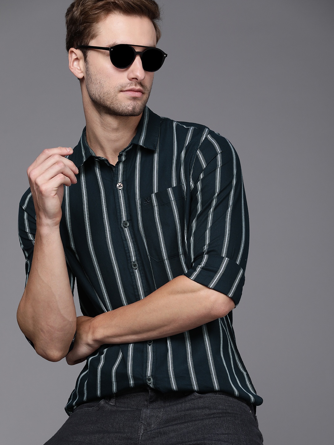 

WROGN Men Black Striped Slim Fit Full Sleeved Casual Shirt