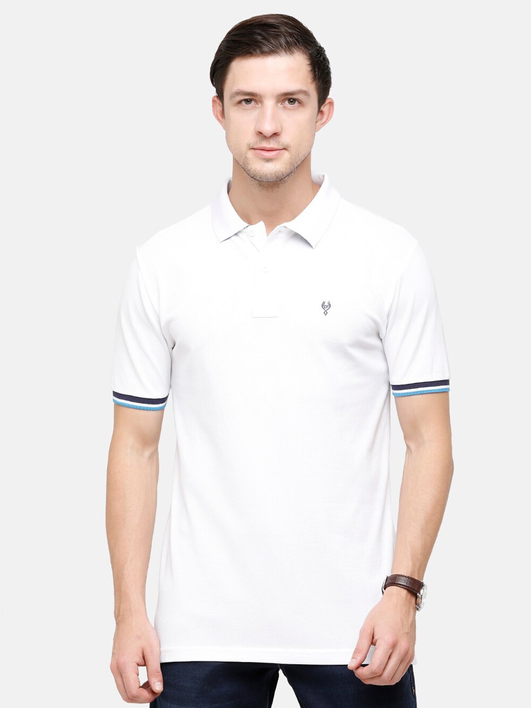 

Classic Polo Men White Polo Collar Applique Slim Fit T-shirt