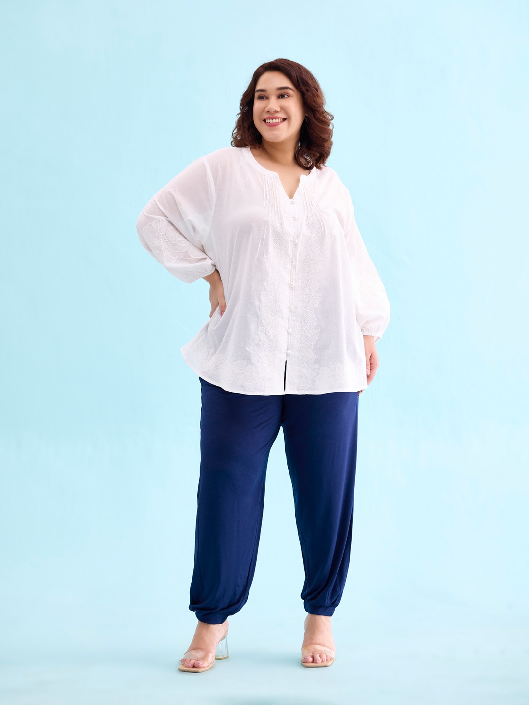 

Go Colors Women Navy Blue Solid Loose-Fit Harem Pants