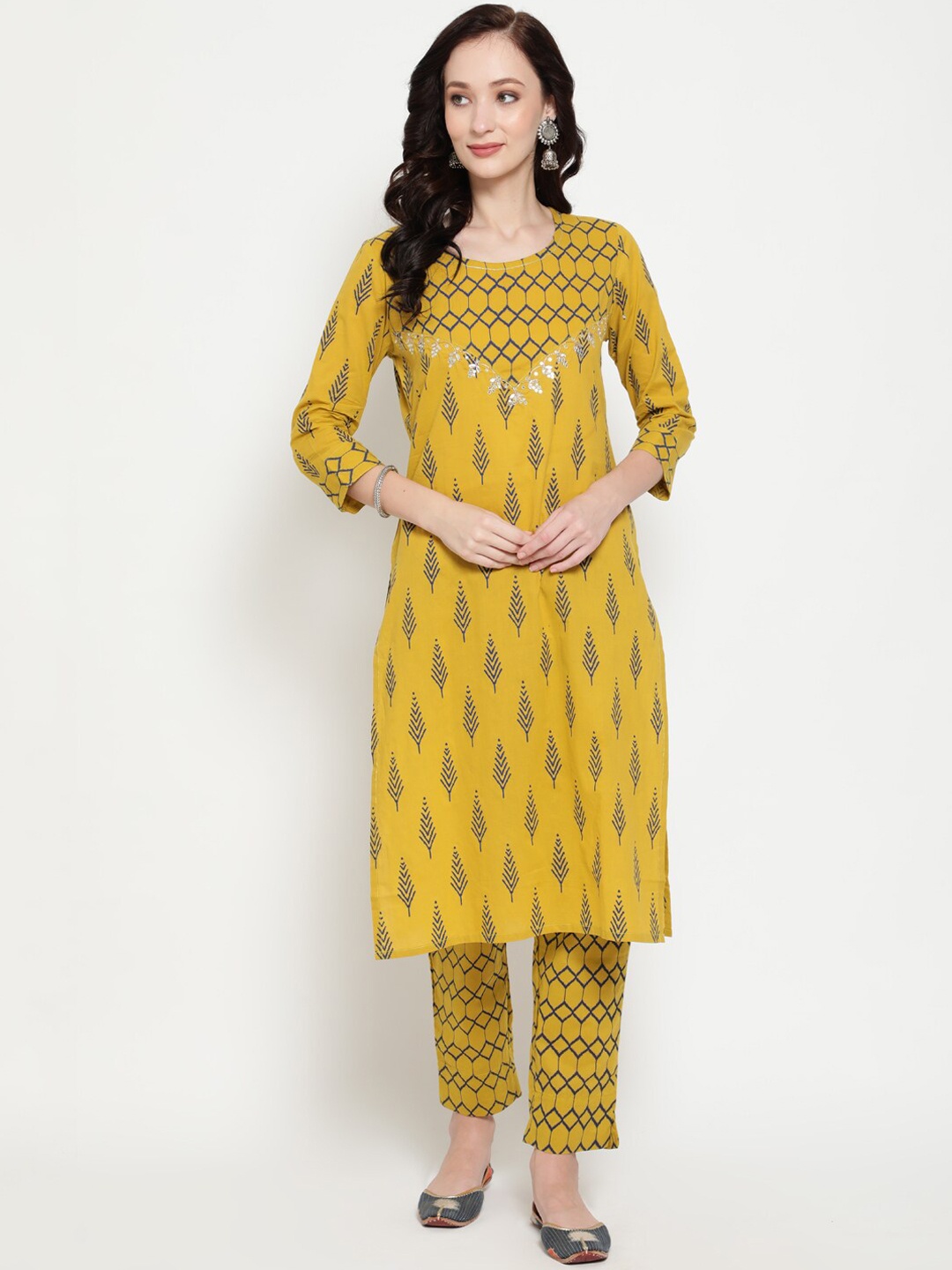 

antaran Women Mustard Yellow Printed Thread Work Pure Cotton Kurta with Trousers